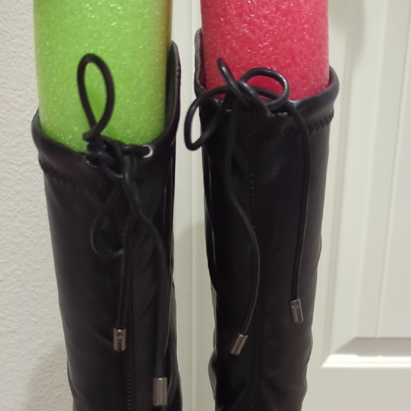 NWOT Shoe Dazzle Black Over-the-Knee Stiletto Wide Calf Boots with Bow Accent - Picture 7 of 9